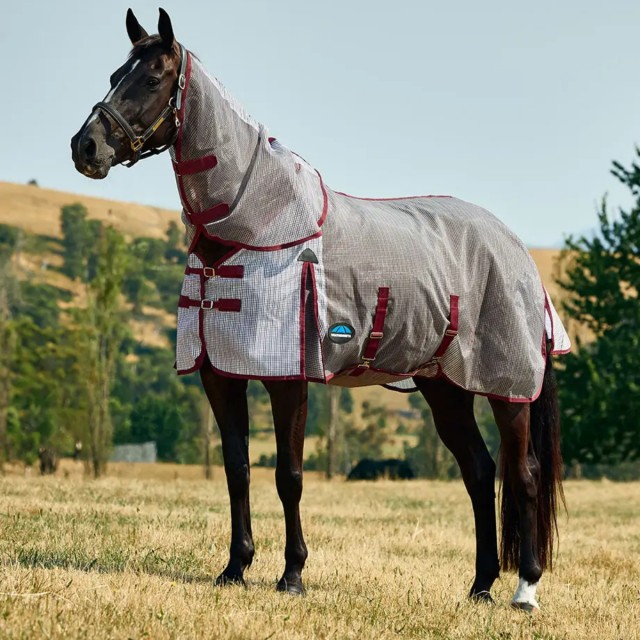 Weatherbeeta ComFiTec Ripshield Fly Sheet Detach-A-Neck (White/Burgundy)